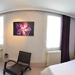 Hotel Logis Hotel-restaurant La Croix Couverte 3*