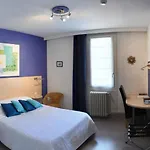 Logis Hotel-restaurant La Croix Couverte Hotel Mayenne
