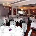 Hotel Logis Hotel-restaurant La Croix Couverte