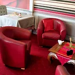 Logis Hotel-restaurant La Croix Couverte 3* Mayenne