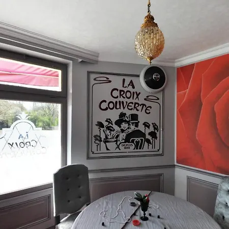 מלון Logis Hotel-restaurant La Croix Couverte