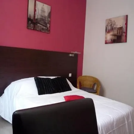 Logis Hotel-restaurant La Croix Couverte מלון 3*