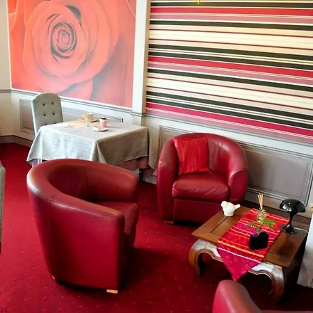 מלון Logis Hotel-restaurant La Croix Couverte מאיין