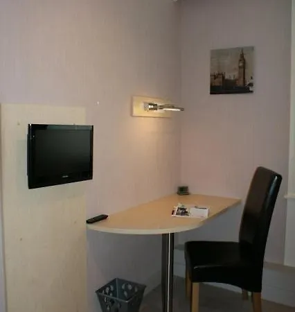 מלון Logis Hotel-restaurant La Croix Couverte מאיין