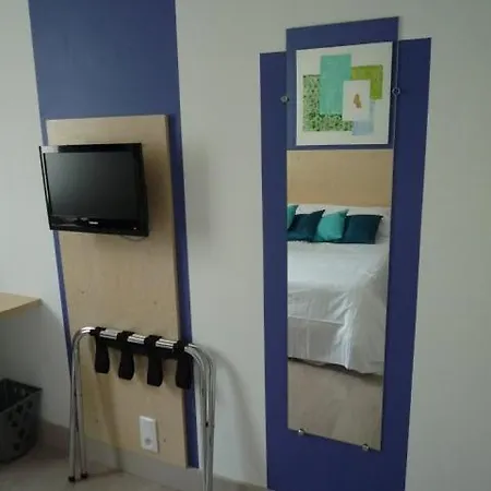 Logis Hotel-restaurant La Croix Couverte