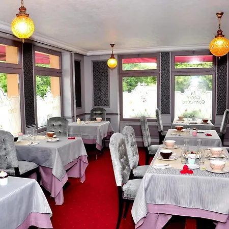Logis Hôtel-restaurant La Croix Couverte