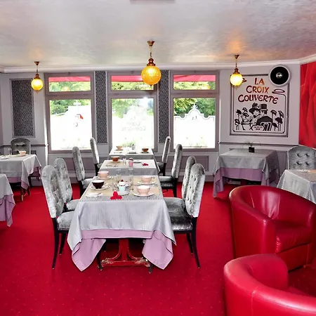מלון Logis Hotel-restaurant La Croix Couverte