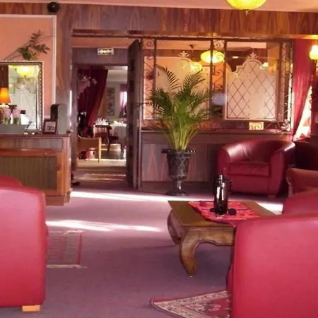 מלון Logis Hotel-restaurant La Croix Couverte 3*