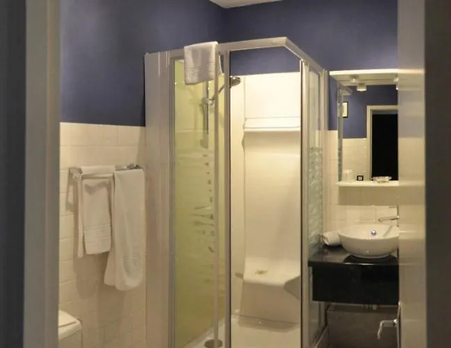 Logis Hotel-restaurant La Croix Couverte