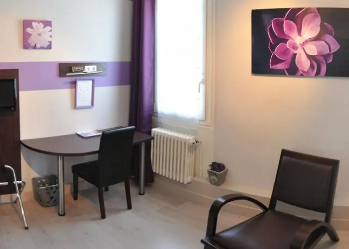 Hotel Logis Hotel-restaurant La Croix Couverte 3*