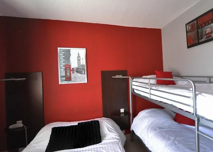 Logis Hotel-restaurant La Croix Couverte Mayenne