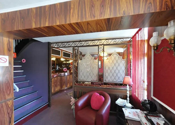 Hotel Logis Hotel-restaurant La Croix Couverte 3*