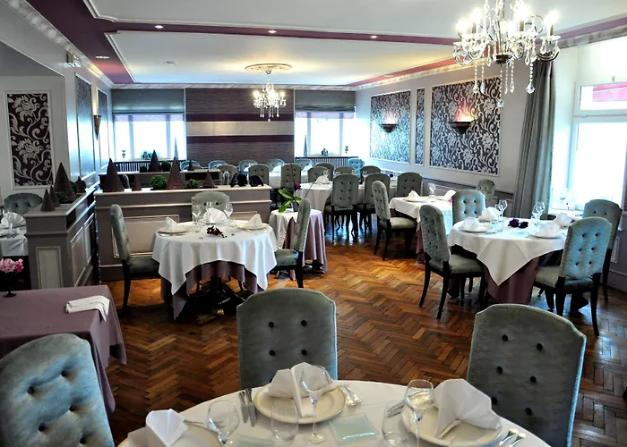 Logis Hotel-restaurant La Croix Couverte 3* Mayenne