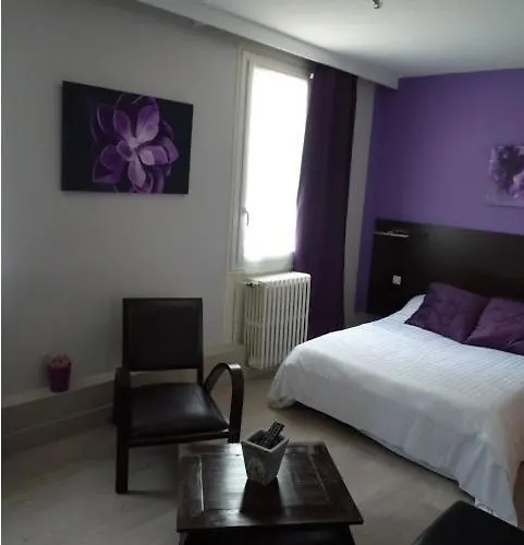 Logis Hotel-restaurant La Croix Couverte Hotel