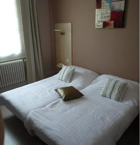 Hotel Hotel-restaurant La Croix Couverte Mayenne