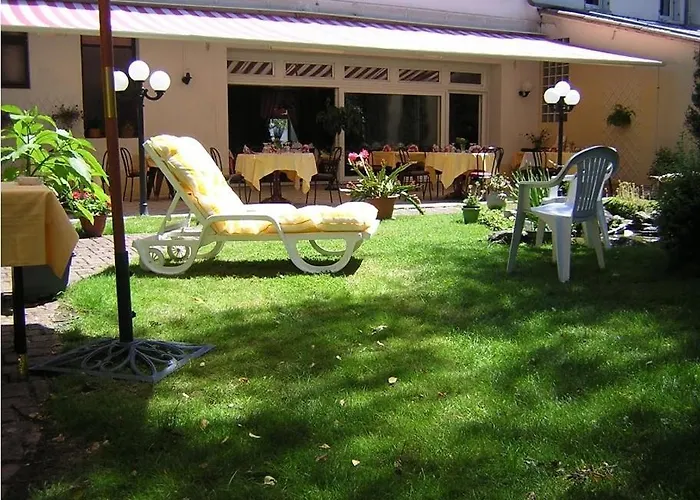 Logis Hotel-restaurant La Croix Couverte Hotel 3*