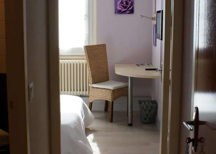 Logis Hotel-restaurant La Croix Couverte