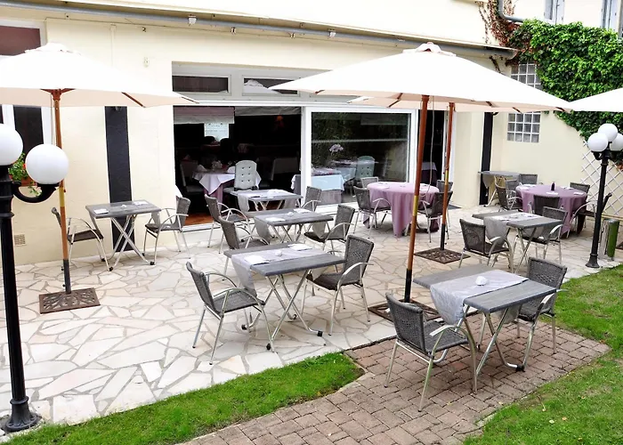 Logis Hotel-restaurant La Croix Couverte