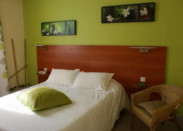 Logis Hotel-restaurant La Croix Couverte 3* Mayenne